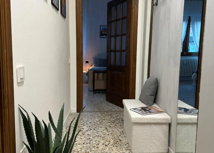 La Casa Del Viandante By Gottschalk Colico